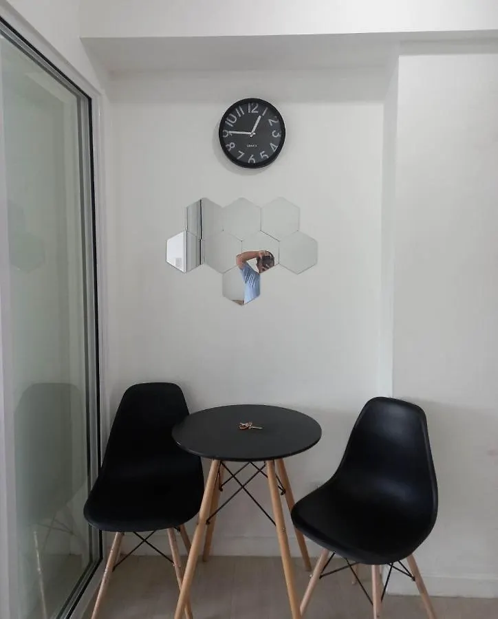 Sm Bicutan Rooms Manila Apartment